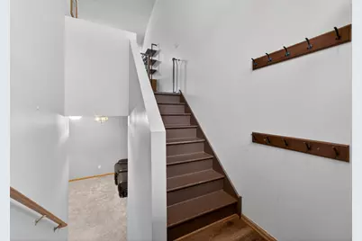 665 Kenwood Court, Dekalb, IL 60115 - Photo 5