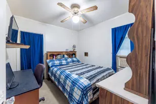 8129 S Cornell Ave, Chicago, IL 60617 - Photo 9