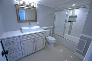 5249 Hoffman St, Skokie, IL 60077 - Photo 29