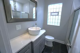 5249 Hoffman St, Skokie, IL 60077 - Photo 13