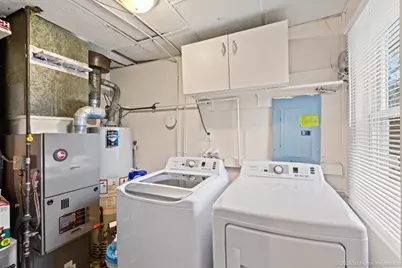 288 W 17th Street, Chicago Heights, IL 60411 - Photo 15