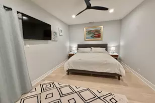 2120 N 76th Ct, Elmwood Park, IL 60707 - Photo 13