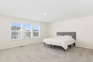 387 S Pointe Ave, South Elgin, IL 60177 - Photo 13