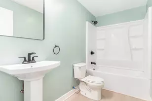 387 S Pointe Ave, South Elgin, IL 60177 - Photo 19