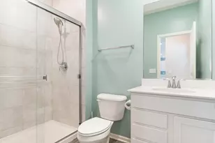 387 S Pointe Ave, South Elgin, IL 60177 - Photo 21