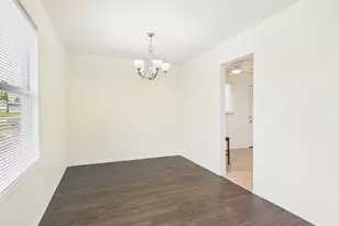 209 Todd St, Park Forest, IL 60466 - Photo 5