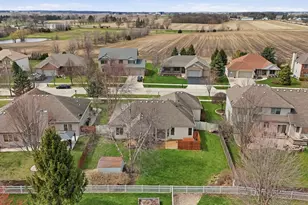 1007 Peregrine Way, Hampshire, IL 60140 - Photo 43