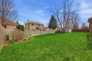 1007 Peregrine Way, Hampshire, IL 60140 - Photo 31