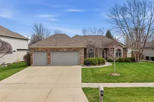 1007 Peregrine Way, Hampshire, IL 60140 - Photo 39