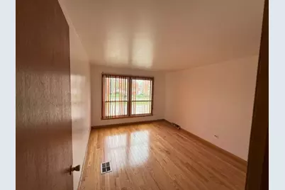 8037 S Wentworth Avenue, Chicago, IL 60620 - Photo 11