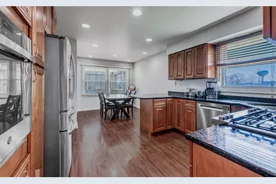 11 Birchwood Avenue, Deerfield, IL 60015 - Photo 5