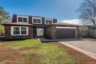 11 Birchwood Ave, Deerfield, IL 60015 - Photo 1