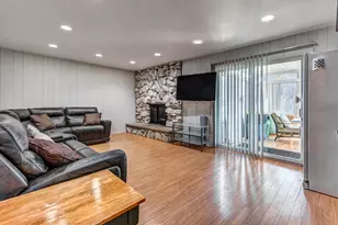 11 Birchwood Ave, Deerfield, IL 60015 - Photo 9