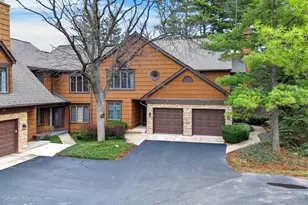 1120 Ponderosa Ct, Darien, IL 60561 - Photo 3