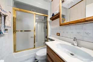 324 N Orchard Dr, Park Forest, IL 60466 - Photo 11