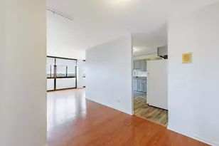 4850 S Lake Park Ave, Chicago, IL 60615 - Photo 5