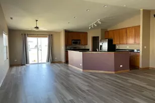 2644 Loren Ct, Algonquin, IL 60102 - Photo 5