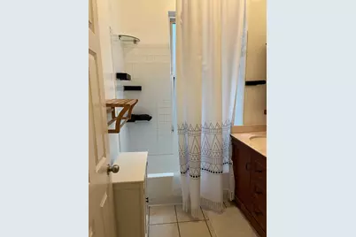 4429 S Calumet Avenue #2, Chicago, IL 60653 - Photo 7
