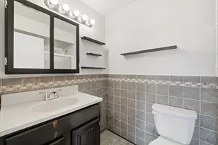 1350 N Sterling Ave, Palatine, IL 60067 - Photo 7