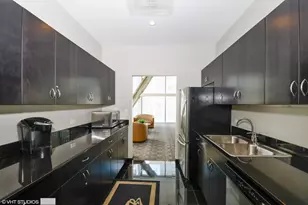 8 E Randolph St, Chicago, IL 60601 - Photo 25