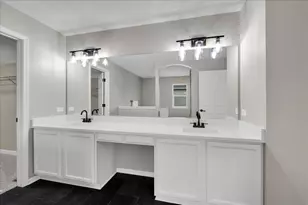 555 Bluestem Dr, Yorkville, IL 60560 - Photo 27