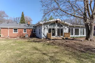 888 Woodstock Rd, Olympia Fields, IL 60461 - Photo 27
