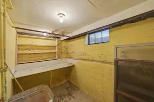 9636 S Central Park Ave, Evergreen Park, IL 60805 - Photo 27