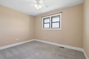 1404 Carriage Ln, Bolingbrook, IL 60490 - Photo 25