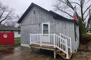 407 N Elm St, Gardner, IL 60424 - Photo 3