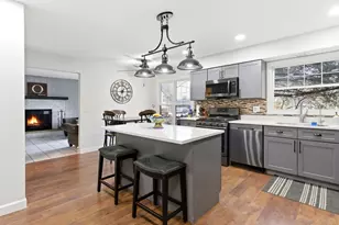 1150 Lehnertz Ave, Aurora, IL 60505 - Photo 11