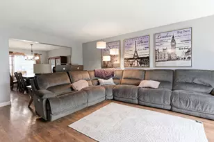 1150 Lehnertz Ave, Aurora, IL 60505 - Photo 17