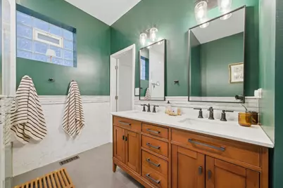 2416 W Thomas Street #1, Chicago, IL 60622 - Photo 11