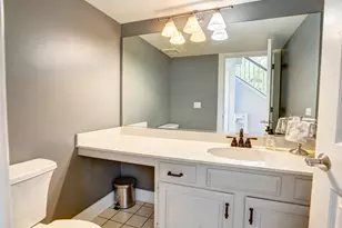 1119 Stratford Ln, Lake Zurich, IL 60047 - Photo 5