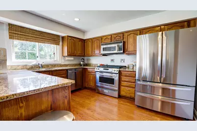 1119 Stratford Lane, Lake Zurich, IL 60047 - Photo 9