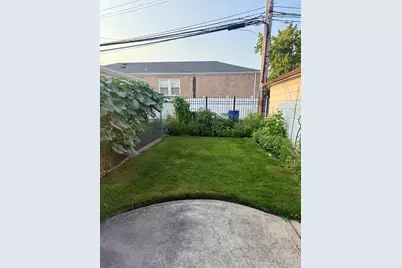 2800 W Bryn Mawr Avenue, Chicago, IL 60659 - Photo 3