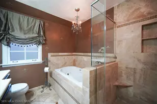 3447 W Maple St, Evergreen Park, IL 60805 - Photo 19