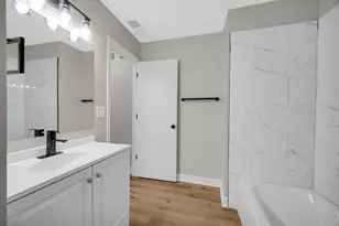 2261 Rebecca Cir, Montgomery, IL 60538 - Photo 19