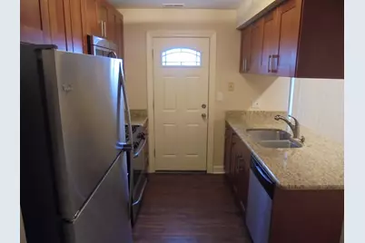 3335 Southport Drive, Island Lake, IL 60042 - Photo 9