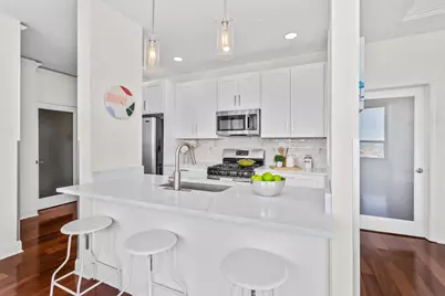 400 W Ontario Street #1701, Chicago, IL 60654 - Photo 7