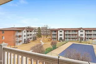 201 Gregory St, Aurora, IL 60504 - Photo 17