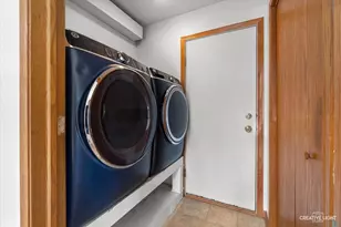 1654 Hilda Dr, Lake Holiday, IL 60548 - Photo 5