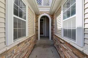 3023 Talaga Dr, Algonquin, IL 60102 - Photo 3