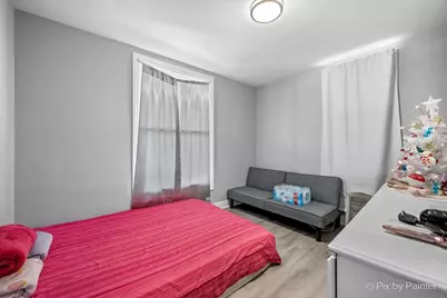 519 W Highland Avenue, Elgin, IL 60123 - Photo 17