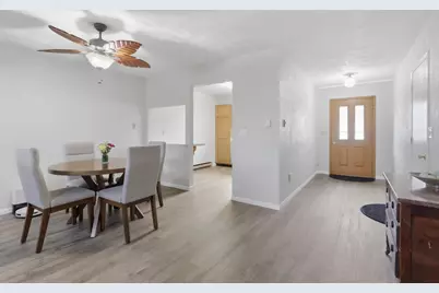 944 S Iowa Street #2, Geneseo, IL 61254 - Photo 5