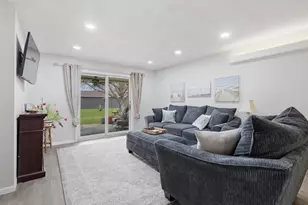 944 S Iowa St, Geneseo, IL 61254 - Photo 11