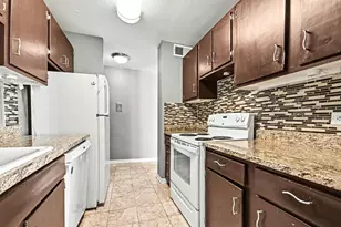 5740 N Sheridan Rd, Chicago, IL 60660 - Photo 17