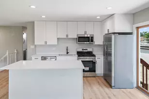 118 Windsor Ln, Glendale Heights, IL 60139 - Photo 5