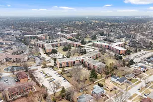 1405 E Central Rd, Arlington Heights, IL 60005 - Photo 39