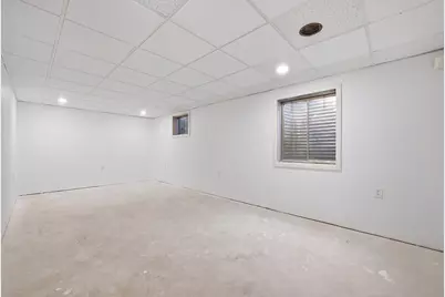 113 Andresen Court, Dekalb, IL 60115 - Photo 37