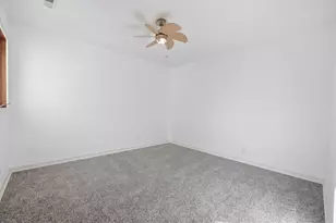 113 Andresen Ct, Dekalb, IL 60115 - Photo 13